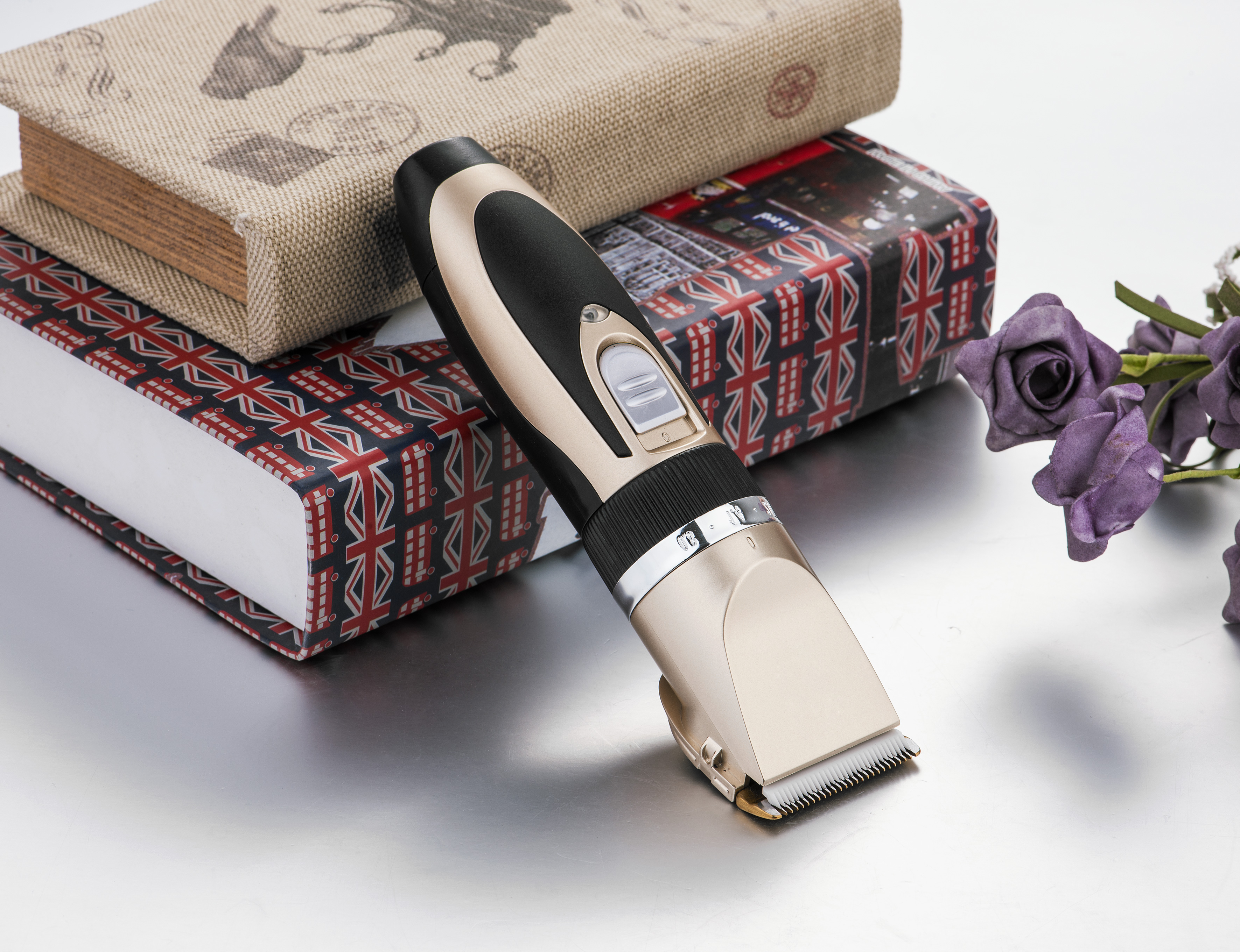 A60 Kućanski aparat za šišanje